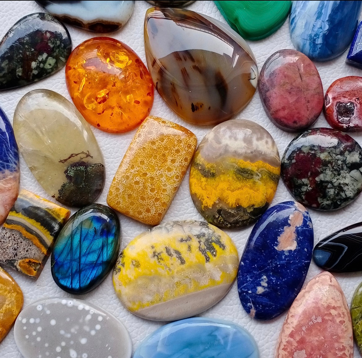 Cabochons