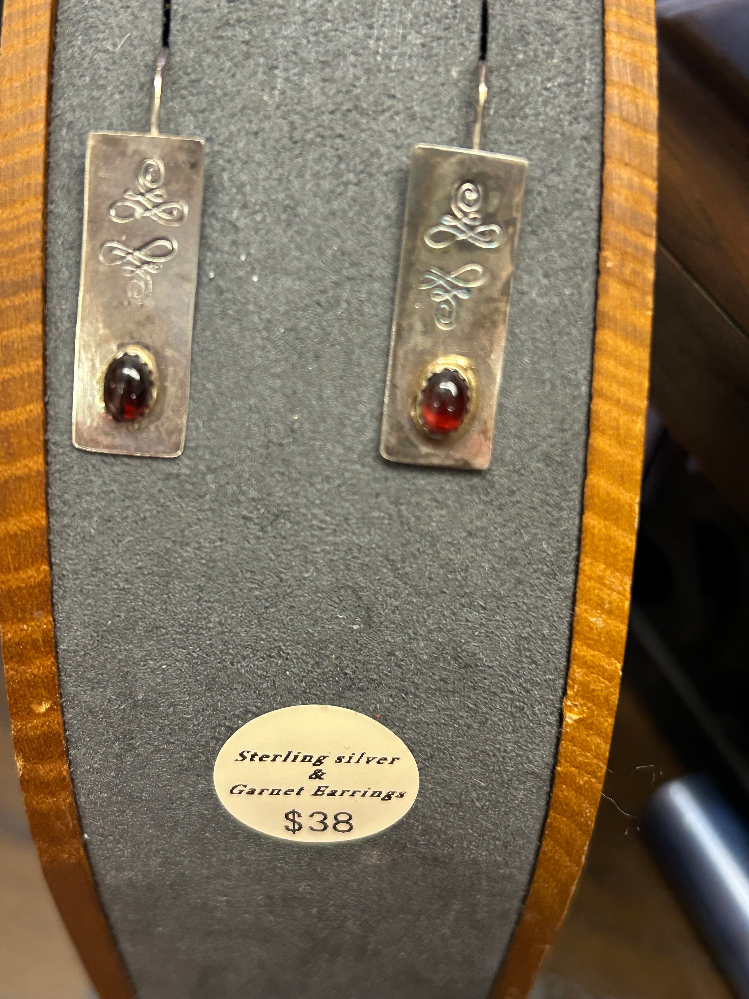 E81  Sterling Silver stamped Garnet Earrings