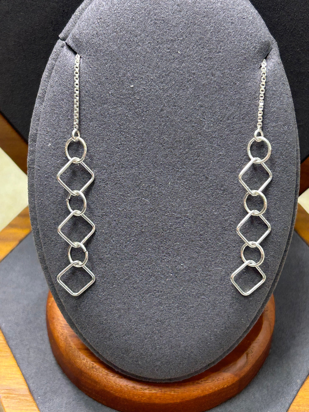 E123 SS Square Chainmail Threader Earrings