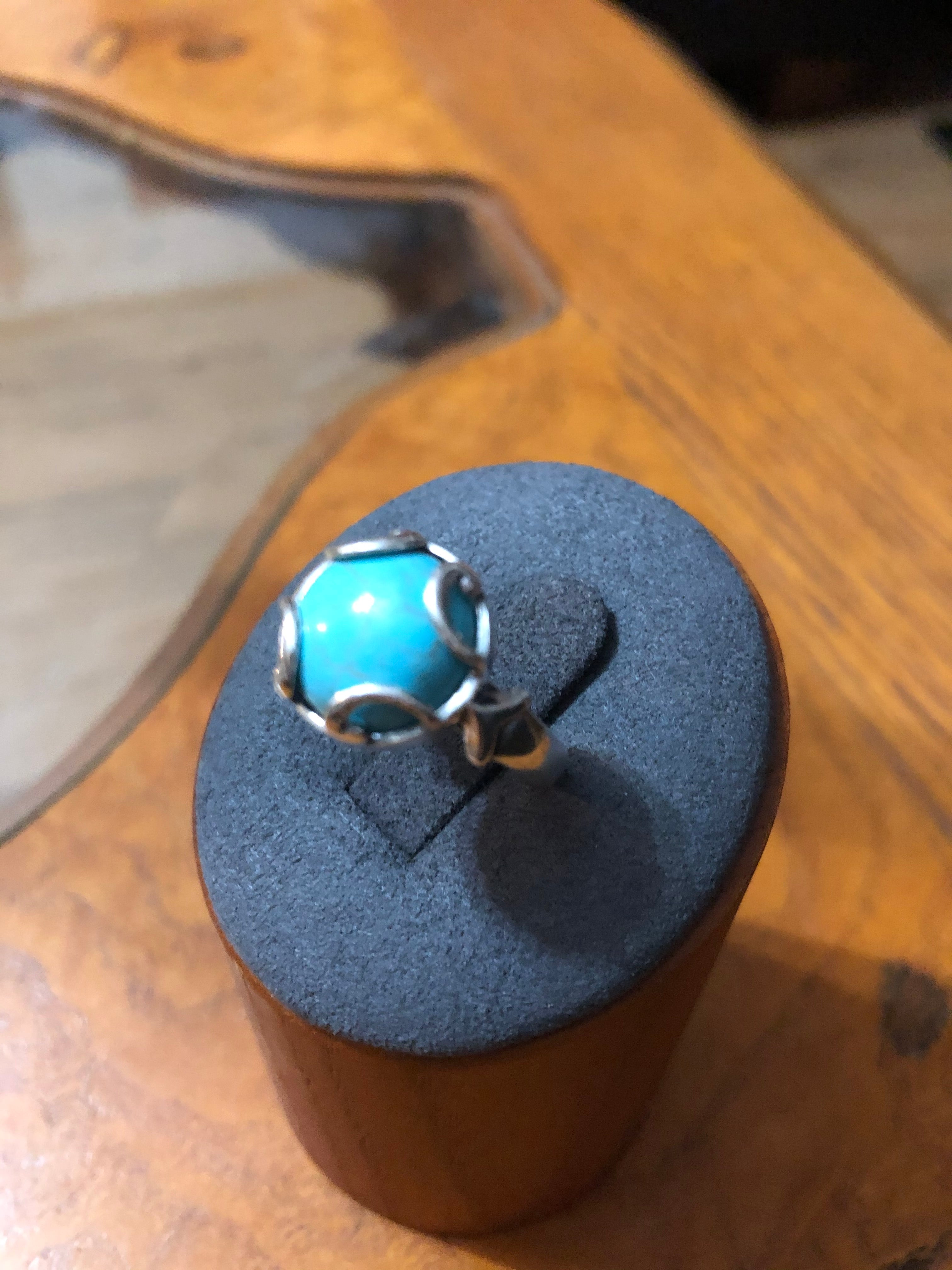 R14 SS Loop with 12 mm Turquoise cabochion size 7