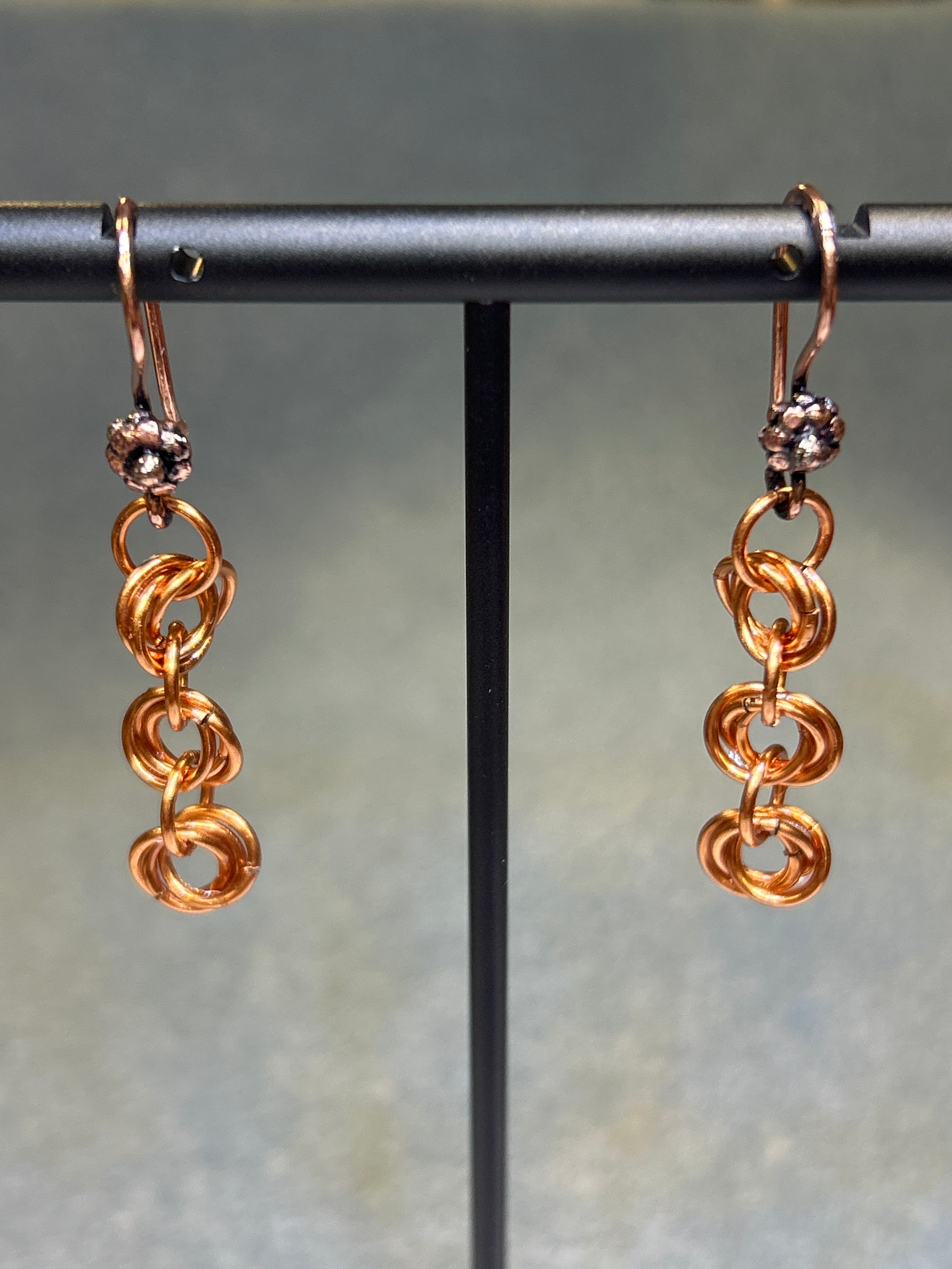 E83 medium copper chainmail earrings