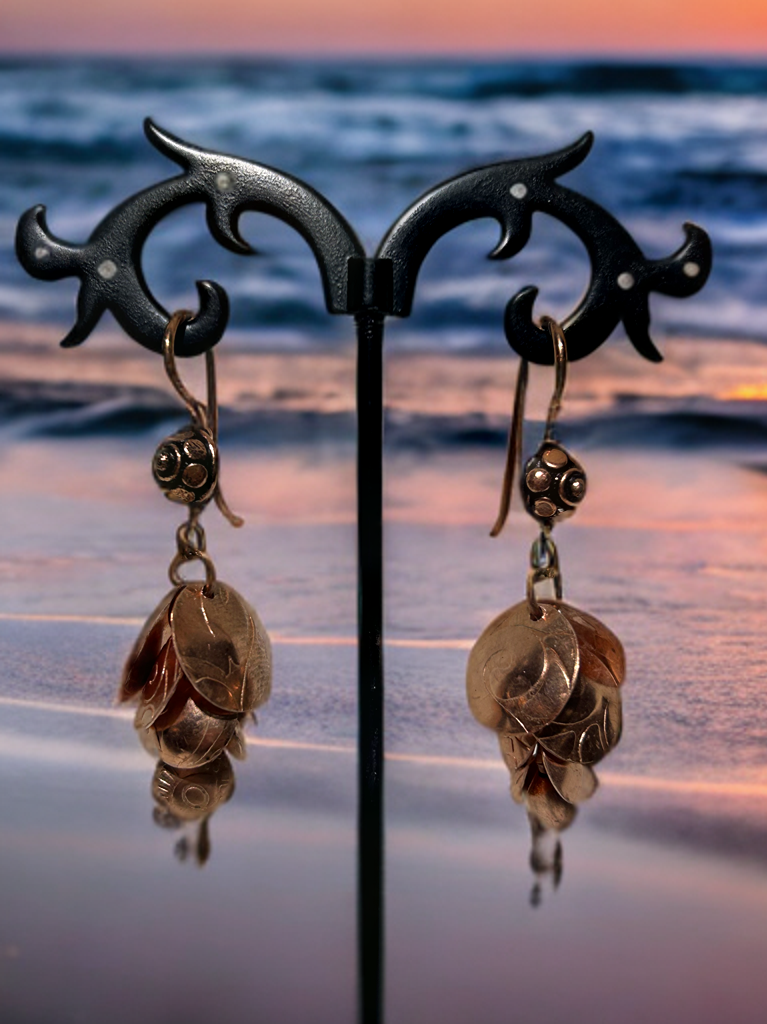 E60  Copper cascading disc earrings