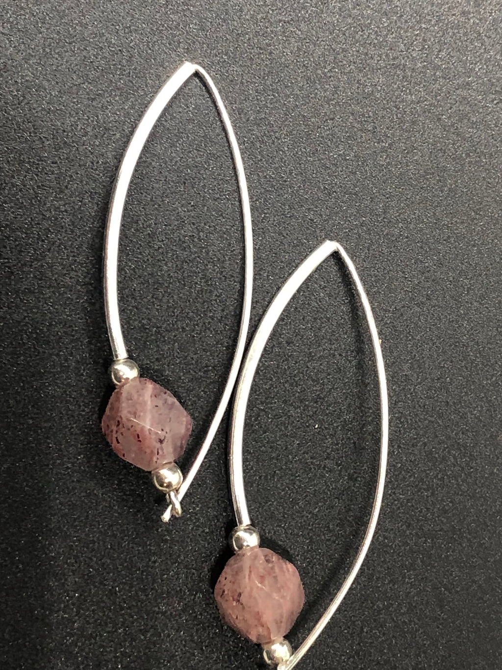 E148 Around the Bend Sterling Silver & 8mm Strawberry Quartz