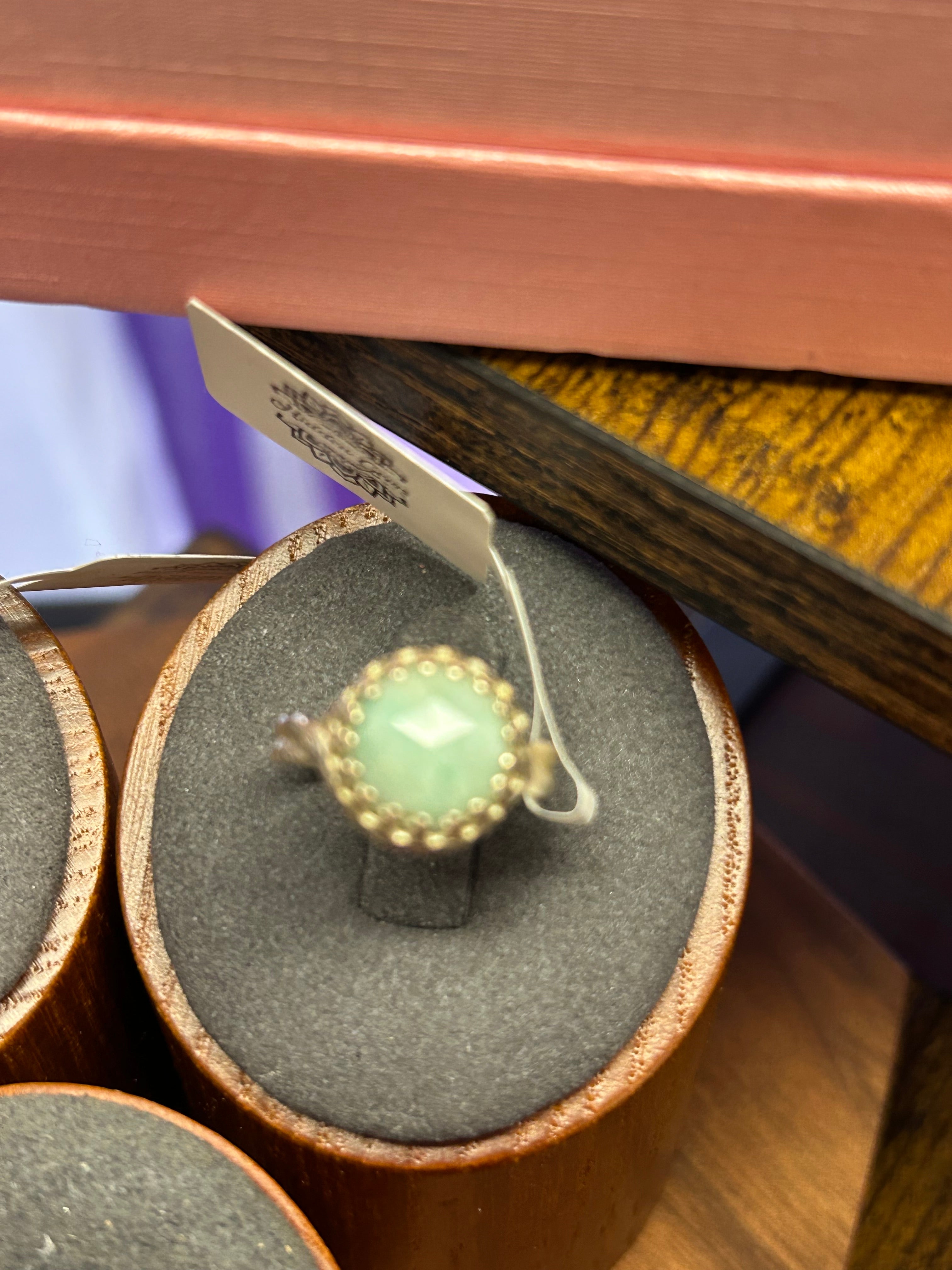 R37 SS 12mm Rose-cut Chrysoprase crown bezel & split shank ring