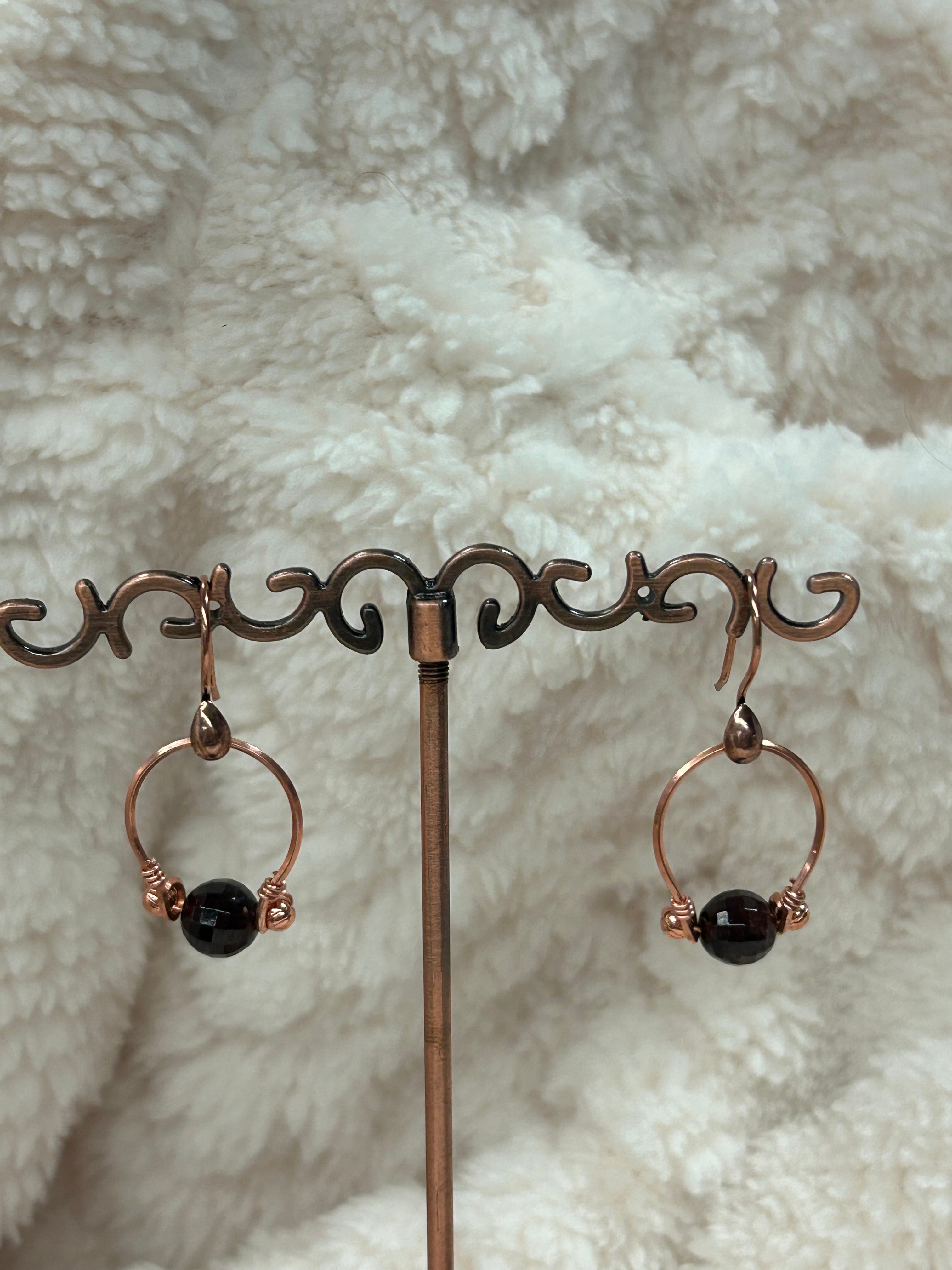 E192  “Garnet on a Wire” copper earrings