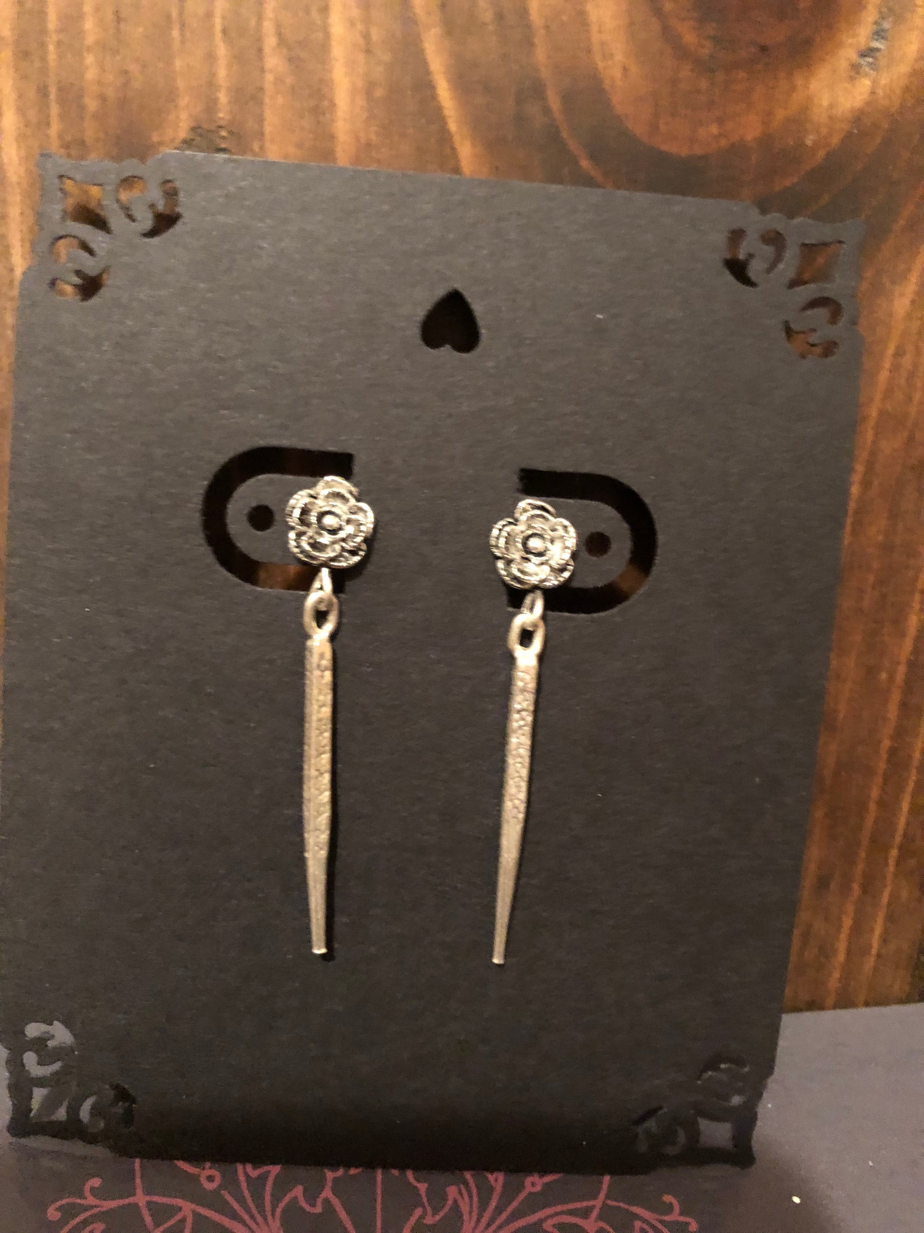 E93  Sterling Silver “Rose & Dagger”