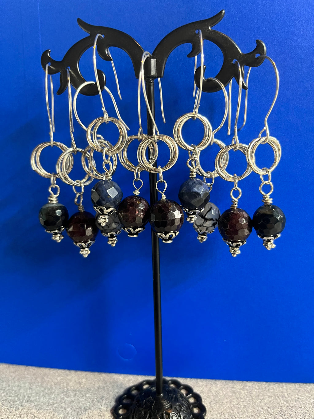 E137 SS Möbius & 10 mm Black Agate