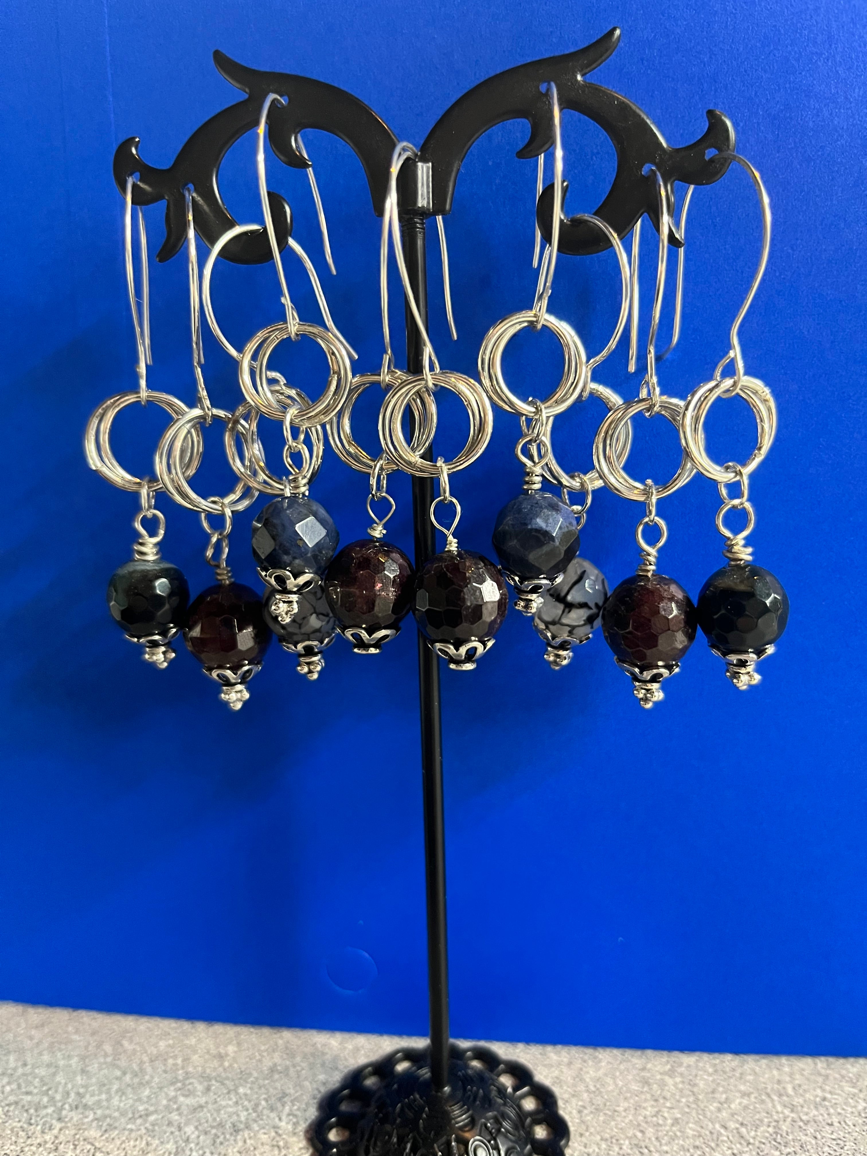 E137 SS Möbius & 10 mm Black Agate