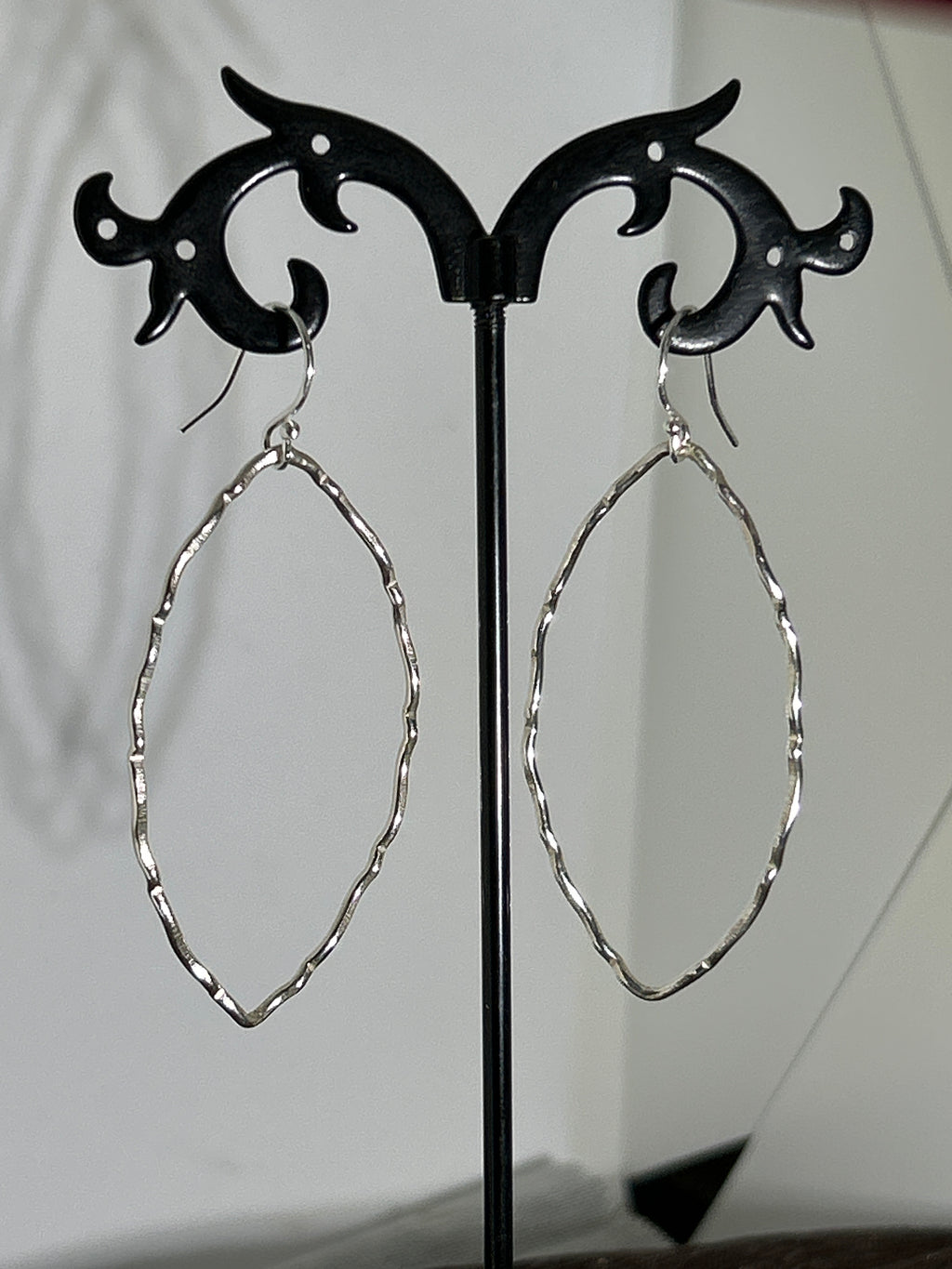 E168 Large SS wavy Diamond shaped Hoops