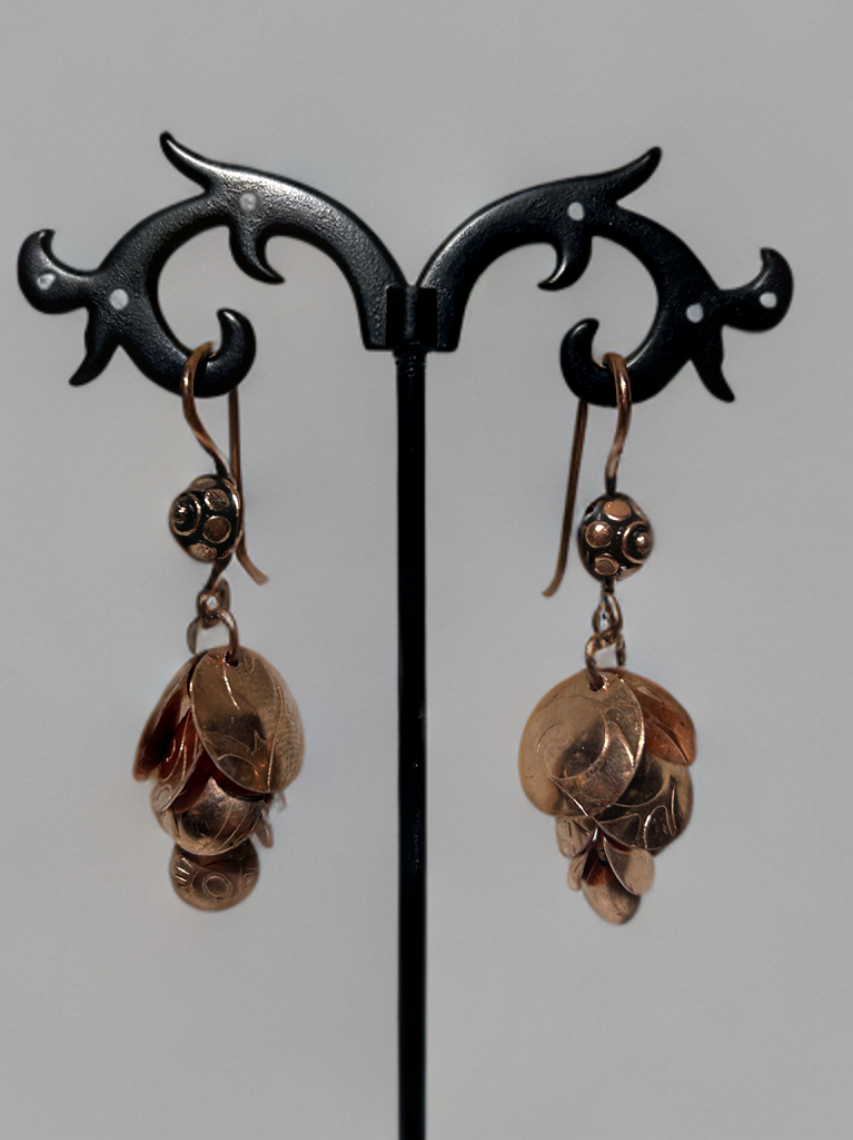 E60  Copper cascading disc earrings
