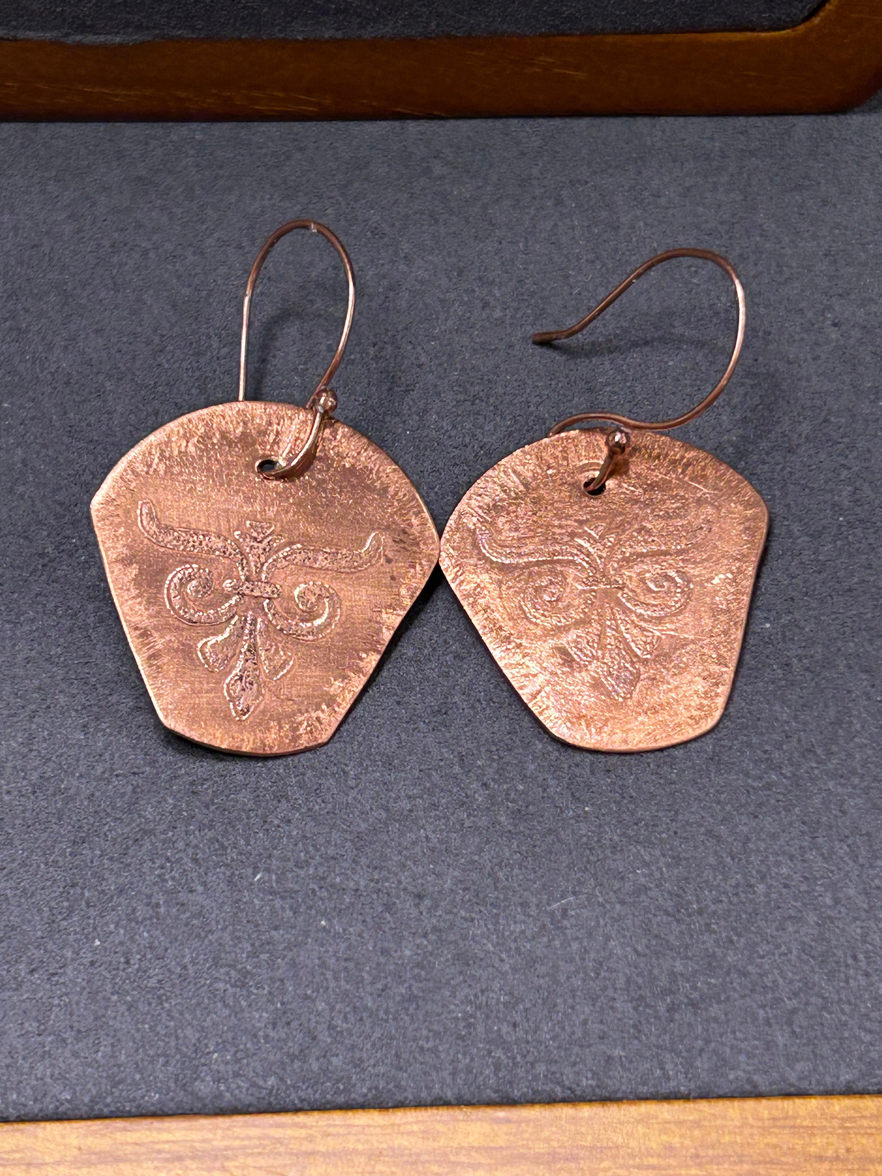E129A Copper Disk etched earrings