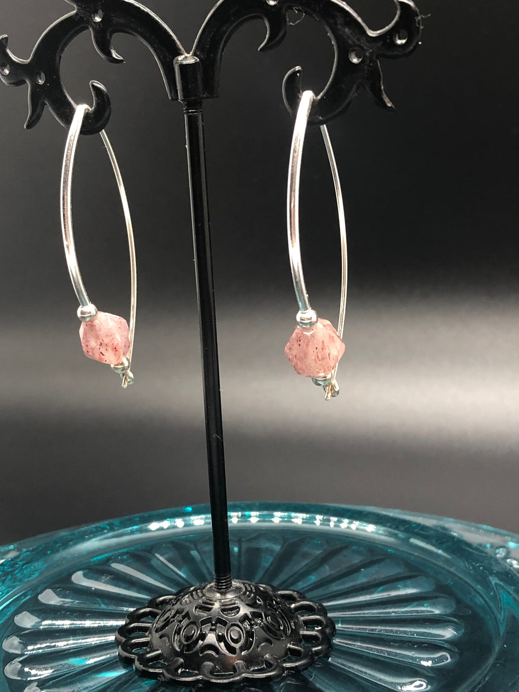 E148 Around the Bend Sterling Silver & 8mm Strawberry Quartz