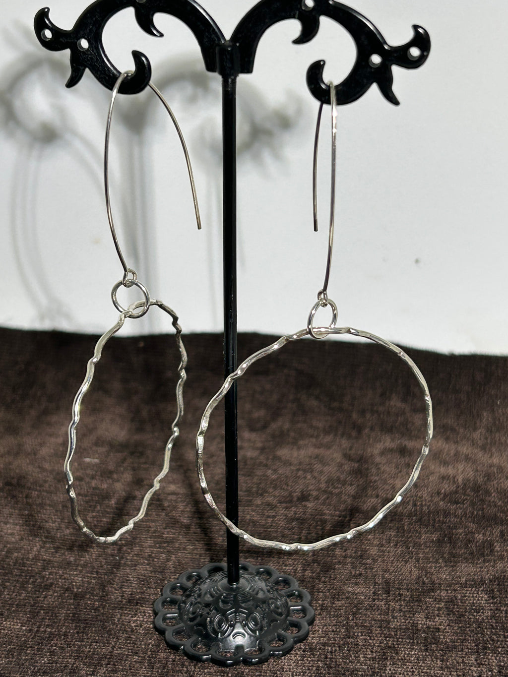 E151 SS Lg hoop earrings