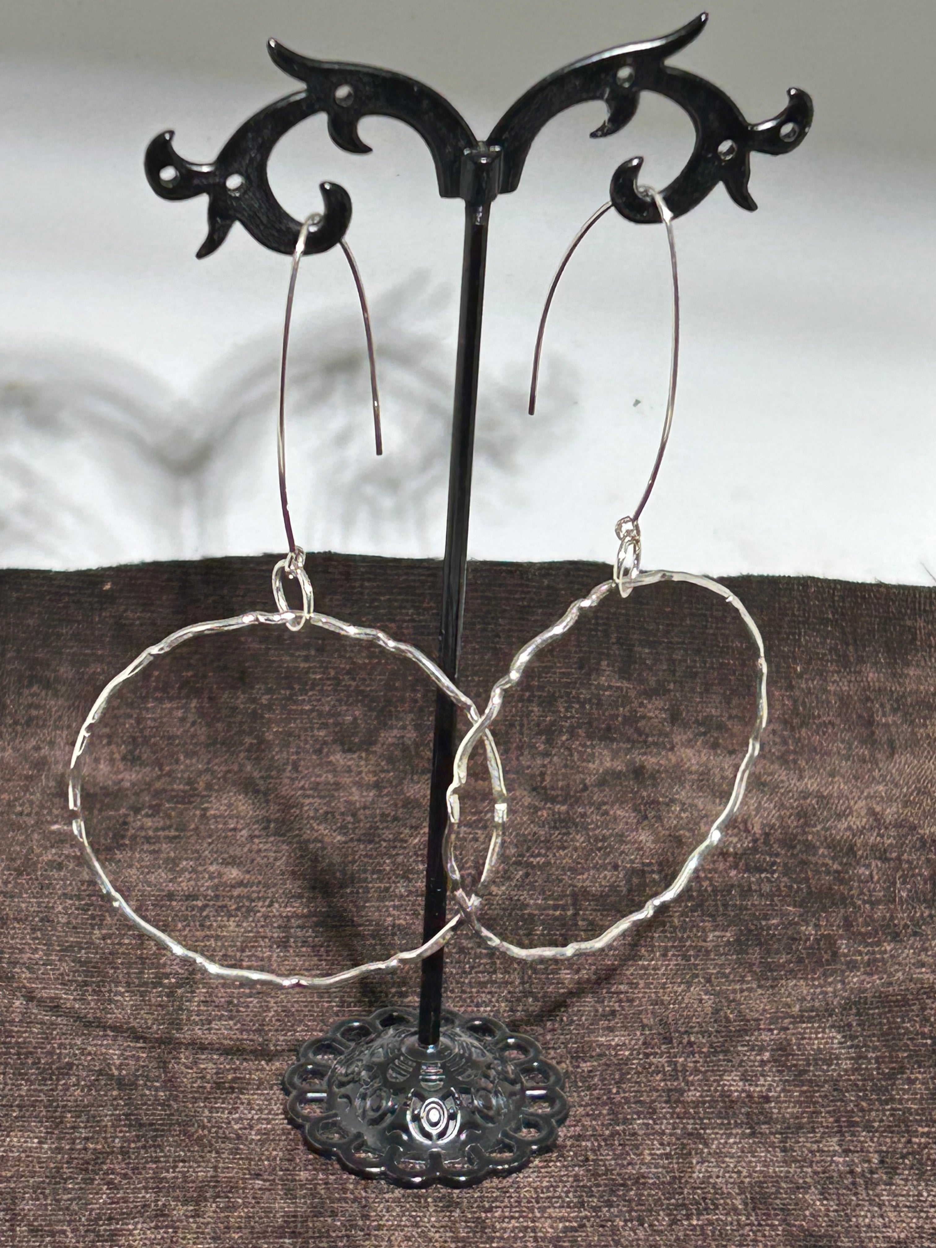 E151 SS Lg hoop earrings