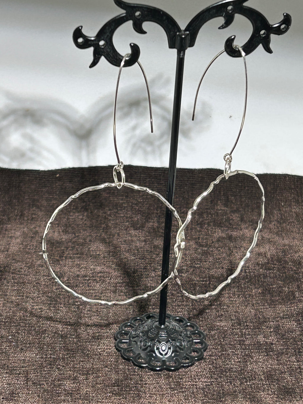 E151 SS Lg hoop earrings
