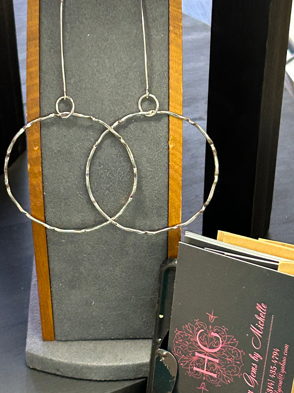 E151 SS Lg hoop earrings